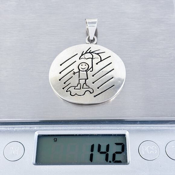 Vintage Mexico Sterling Silver 925 Round Disk Rainy Day Child Pendant - Picture 7 of 8